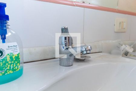 Casa à venda com 263m², 3 quartos e 2 vagasBanheiro - torneira