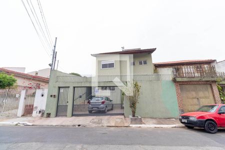 Casa à venda com 263m², 3 quartos e 2 vagasFachada