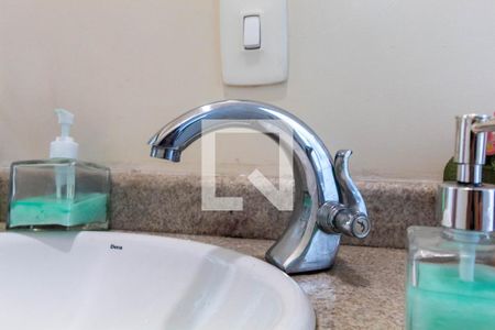 Casa à venda com 263m², 3 quartos e 2 vagasBanheiro - torneira