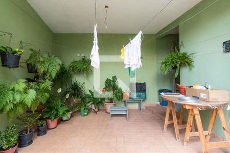 Casa à venda com 263m², 3 quartos e 2 vagasQuintal