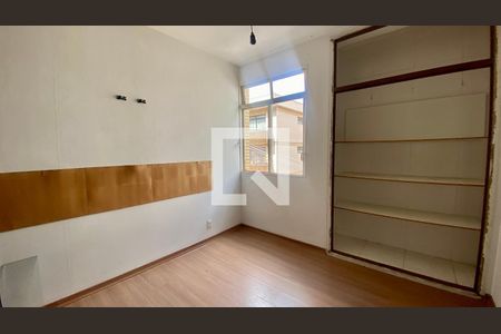 Apartamento à venda com 80m², 2 quartos e 1 vagaQuarto 2