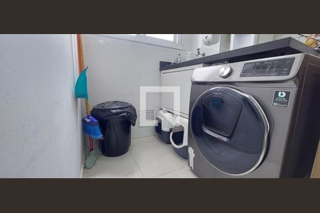 Apartamento à venda com 60m², 2 quartos e 1 vagaÁrea de Serviço