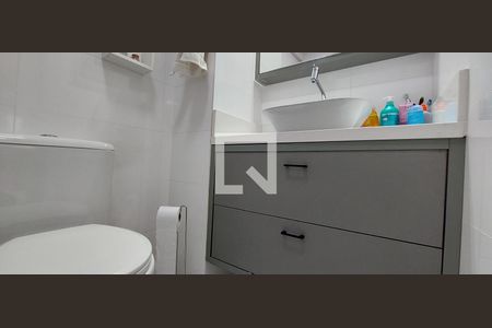 Apartamento à venda com 60m², 2 quartos e 1 vagaBanheiro 2