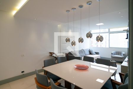 Apartamento à venda com 108m², 3 quartos e 1 vagaSala