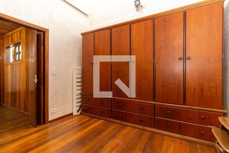 Casa à venda com 300m², 4 quartos e 1 vagaCloset da suíte 1