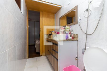 Casa à venda com 300m², 4 quartos e 1 vagaBanheiro da Suíte 2
