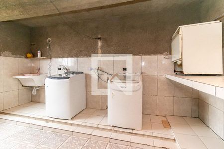 Casa à venda com 300m², 4 quartos e 1 vagaÁrea de Serviço