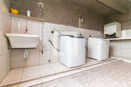 Casa à venda com 300m², 4 quartos e 1 vagaÁrea de Serviço