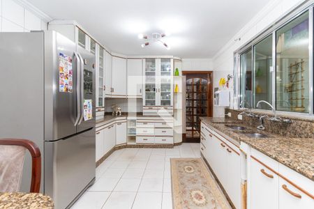 Casa à venda com 300m², 4 quartos e 1 vagaCozinha