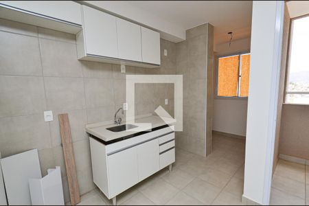Apartamento à venda com 60m², 2 quartos e 2 vagasCozinha