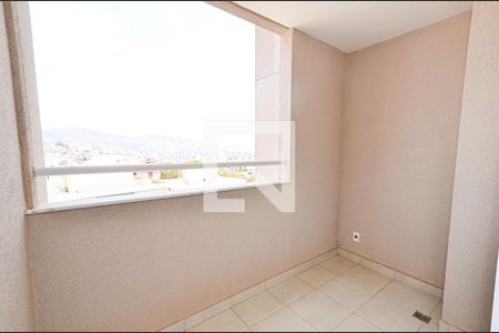 Apartamento à venda com 60m², 2 quartos e 2 vagasVaranda