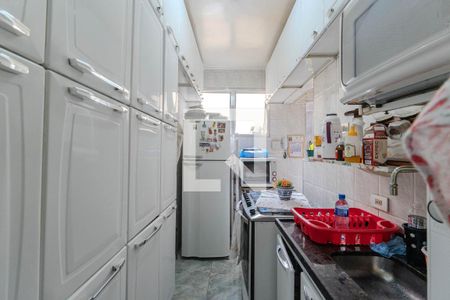 Apartamento para alugar com 65m², 2 quartos e sem vagaCozinha e Área de Serviço