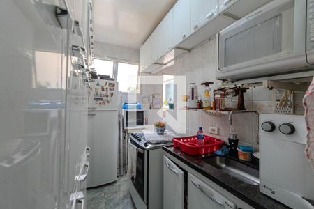 Apartamento para alugar com 65m², 2 quartos e sem vagaCozinha e Área de Serviço