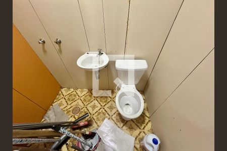 Apartamento para alugar com 95m², 2 quartos e 1 vaga Apartamento para alugar com 95m², 2 quartos e 1 vagaÁrea de serviço - Banheiro
