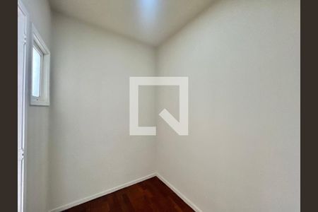 Apartamento para alugar com 95m², 2 quartos e 1 vaga Apartamento para alugar com 95m², 2 quartos e 1 vagaÁrea de serviço - Quarto
