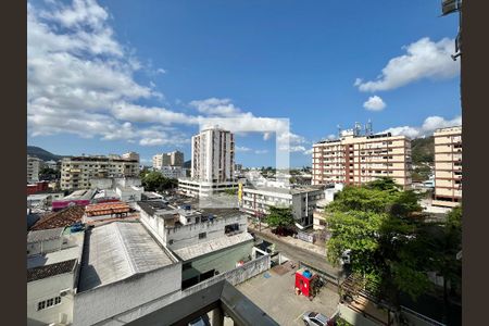 Apartamento para alugar com 95m², 2 quartos e 1 vaga Apartamento para alugar com 95m², 2 quartos e 1 vagaVaranda