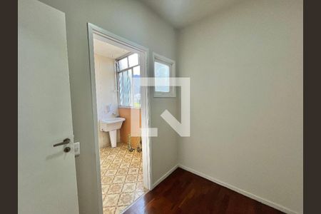 Apartamento para alugar com 95m², 2 quartos e 1 vaga Apartamento para alugar com 95m², 2 quartos e 1 vagaÁrea de serviço - Quarto