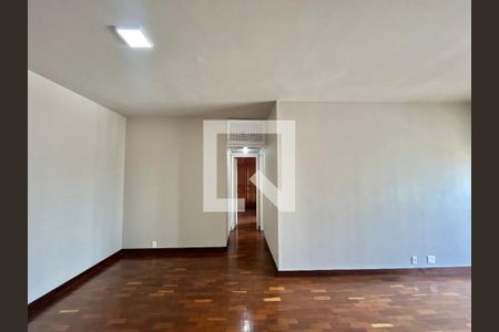Apartamento para alugar com 95m², 2 quartos e 1 vaga Apartamento para alugar com 95m², 2 quartos e 1 vagaSala - Corredor