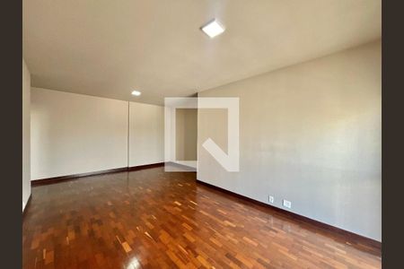 Apartamento para alugar com 95m², 2 quartos e 1 vaga Apartamento para alugar com 95m², 2 quartos e 1 vagaSala