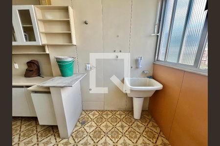 Apartamento para alugar com 95m², 2 quartos e 1 vaga Apartamento para alugar com 95m², 2 quartos e 1 vagaÁrea de serviço