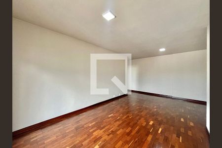 Apartamento para alugar com 95m², 2 quartos e 1 vaga Apartamento para alugar com 95m², 2 quartos e 1 vagaSala