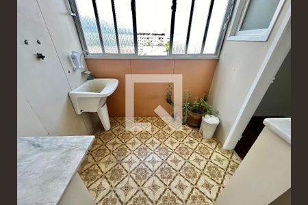 Apartamento para alugar com 95m², 2 quartos e 1 vaga Apartamento para alugar com 95m², 2 quartos e 1 vagaÁrea de serviço