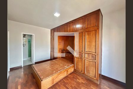 Apartamento para alugar com 95m², 2 quartos e 1 vaga Apartamento para alugar com 95m², 2 quartos e 1 vagaSuíte