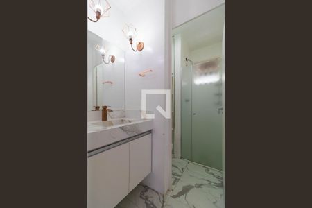 Apartamento à venda com 64m², 3 quartos e 1 vaga Apartamento à venda com 64m², 3 quartos e 1 vagaBanheiro