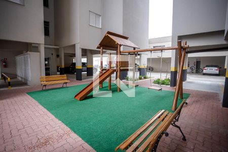 Apartamento para alugar com 68m², 2 quartos e 1 vagaÁrea comum - Playground