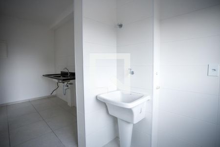 Apartamento para alugar com 68m², 2 quartos e 1 vagaÁrea de Serviço