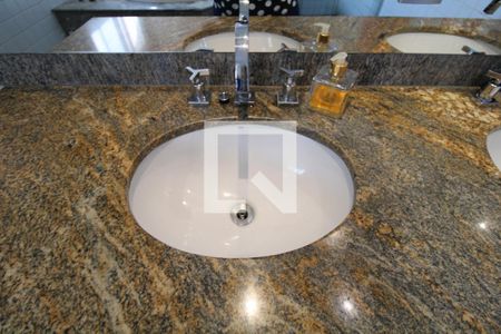 Apartamento para alugar com 552m², 5 quartos e 5 vagasBanheiro - Quarto