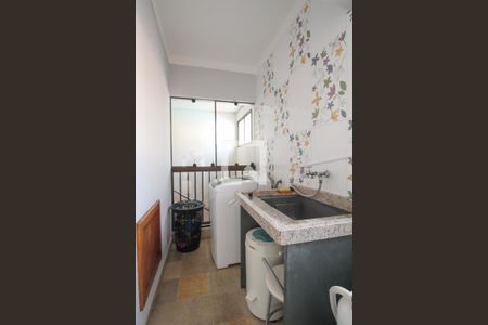 Apartamento para alugar com 552m², 5 quartos e 5 vagasÁrea de Serviço 2