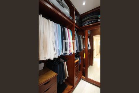 Apartamento para alugar com 552m², 5 quartos e 5 vagasCloset - Quarto 5