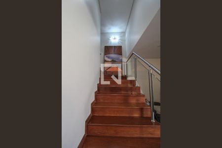 Apartamento para alugar com 552m², 5 quartos e 5 vagasEscada