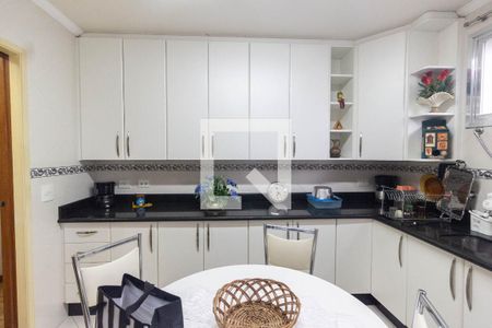 Apartamento à venda com 140m², 3 quartos e 2 vagasCozinha