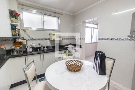 Apartamento à venda com 140m², 3 quartos e 2 vagasCozinha