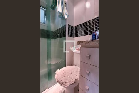 Apartamento à venda com 71m², 3 quartos e 1 vagaBanheiro da suíte