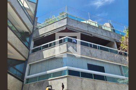 Apartamento à venda com 120m², 3 quartos e 2 vagasPlaca