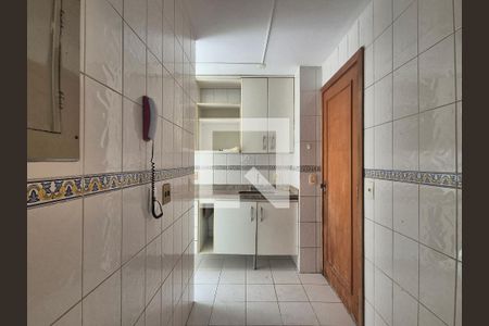 Apartamento à venda com 120m², 3 quartos e 2 vagasCozinha