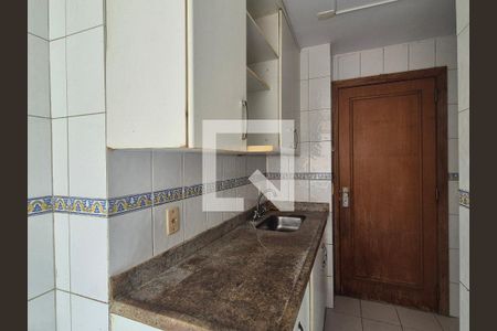 Apartamento à venda com 120m², 3 quartos e 2 vagasCozinha