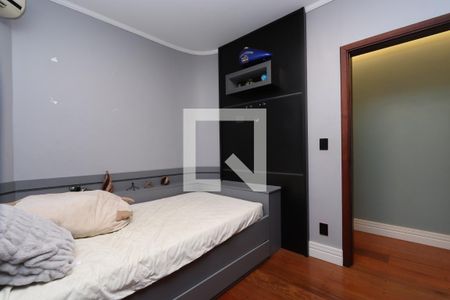 Casa à venda com 325m², 5 quartos e 6 vagasQuarto 3