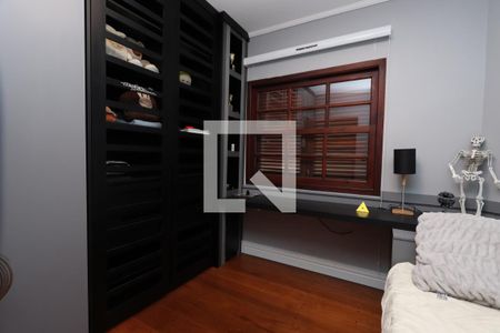 Casa à venda com 325m², 5 quartos e 6 vagasQuarto 3