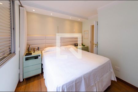 Apartamento à venda com 102m², 3 quartos e 2 vagasSuíte