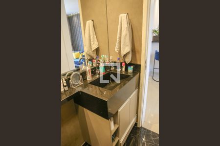 Apartamento à venda com 33m², 1 quarto e sem vagaBanheiro