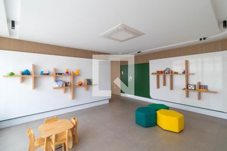 Apartamento à venda com 317m², 4 quartos e 4 vagasÁrea comum - Salão de festas