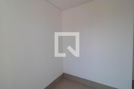 Apartamento à venda com 317m², 4 quartos e 4 vagasQuarto de Serviço