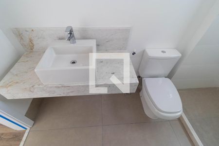 Apartamento à venda com 317m², 4 quartos e 4 vagasBanheiro da Suíte 01