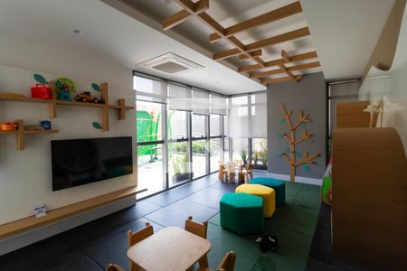 Apartamento à venda com 317m², 4 quartos e 4 vagasÁrea comum - Brinquedoteca