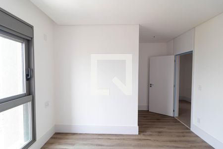 Apartamento à venda com 317m², 4 quartos e 4 vagasSuíte 02