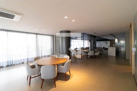 Apartamento à venda com 317m², 4 quartos e 4 vagasÁrea comum - Salão de festas